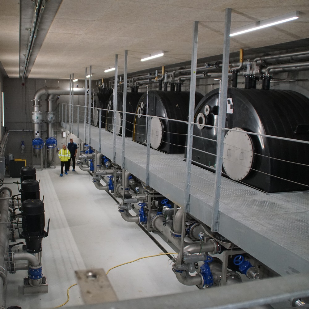 The six PE tanks equipped with AVK gate valves and butterfly valves in the new facility