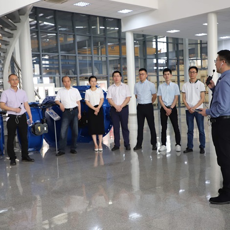 Anhui Team - FEWA factory tour