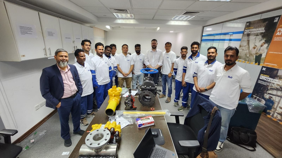 L and L Royal Gas bottom block Image